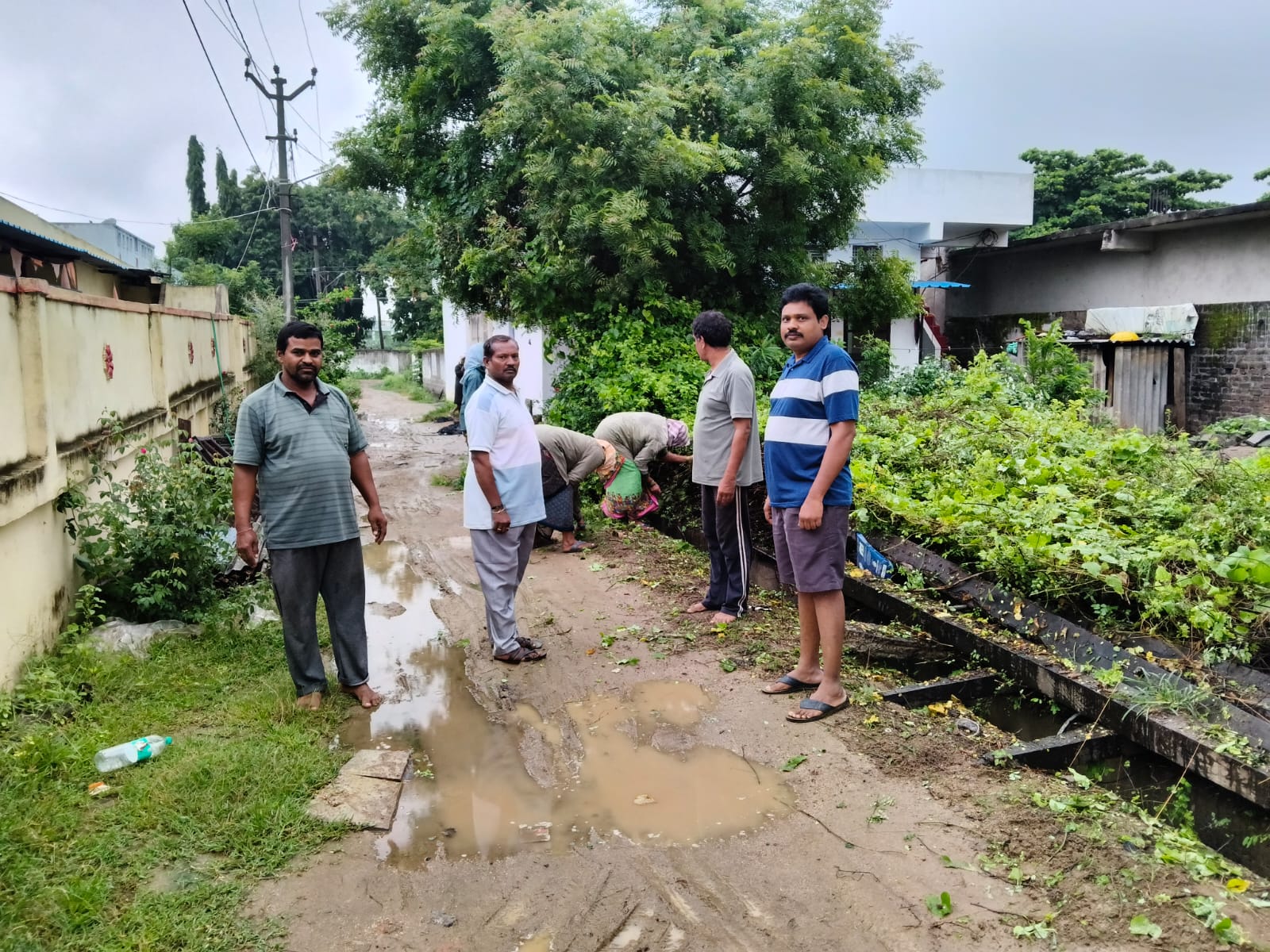ప్రజల ఆరోగ్యం కోసం పరిశుభ్రత.. సమస్యల పరిష్కారం కోసం నిరంతర సేవ! ప్రజల ఆరోగ్యం కోసం పరిశుభ్రత.. సమస్యల పరిష్కారం కోసం నిరంతర సేవ!