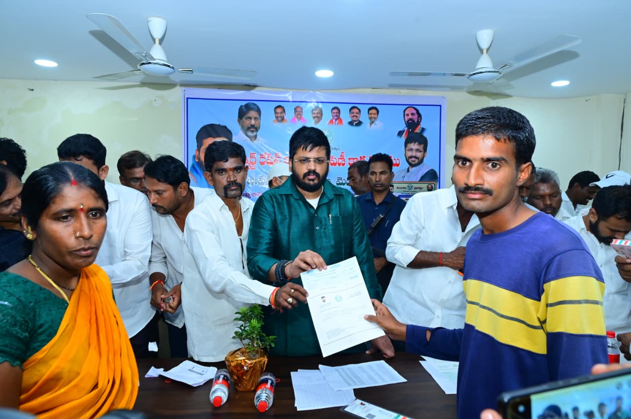 *మెదక్లో ఎమ్మెల్యే డాక్టర్ మైనంపల్లి రోహిత్రావు విస్తృత పర్యటన* *మెదక్లో ఎమ్మెల్యే డాక్టర్ మైనంపల్లి రోహిత్రావు విస్తృత పర్యటన*