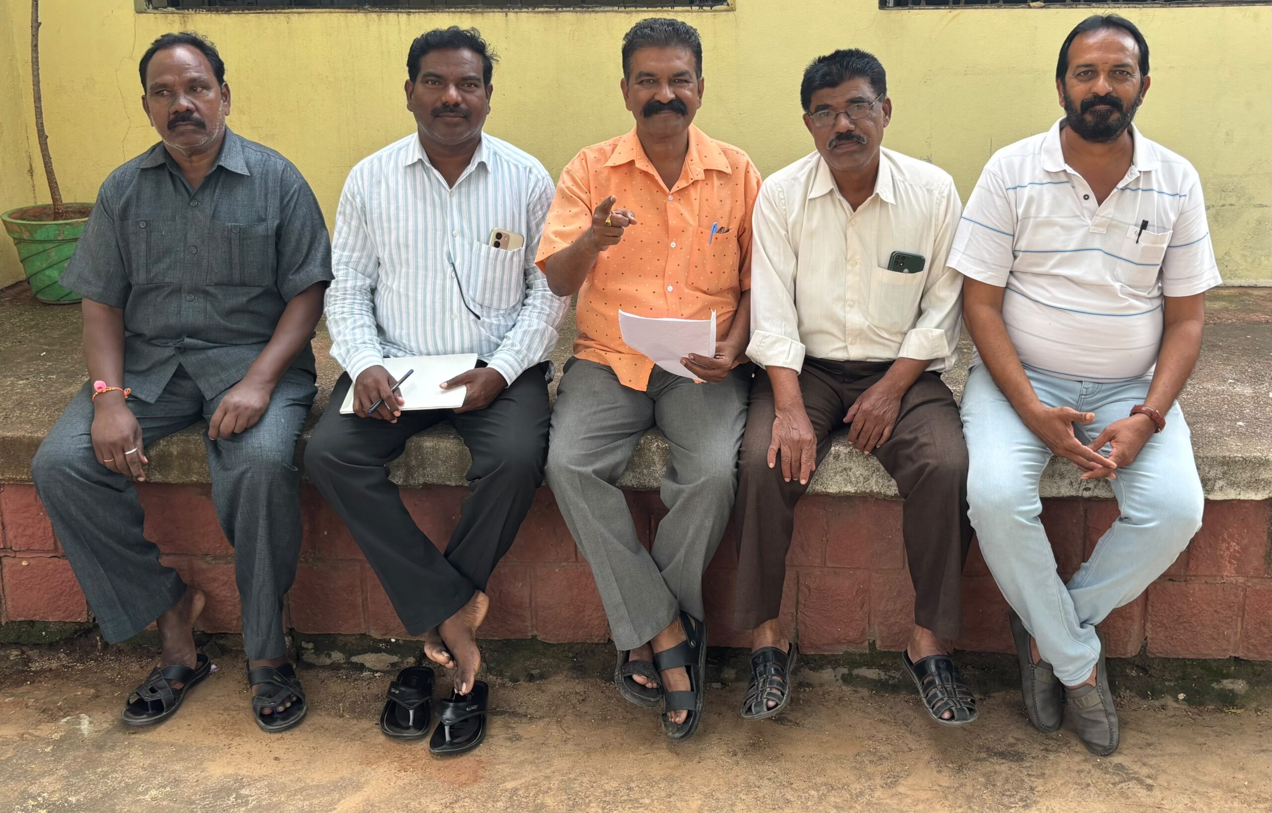 *లక్ష్మీదేవిపల్లి రిజర్వాయర్ డిపిఆర్ ను బయట పెట్టాలి.* *లక్ష్మీదేవిపల్లి రిజర్వాయర్ డిపిఆర్ ను బయట పెట్టాలి.*