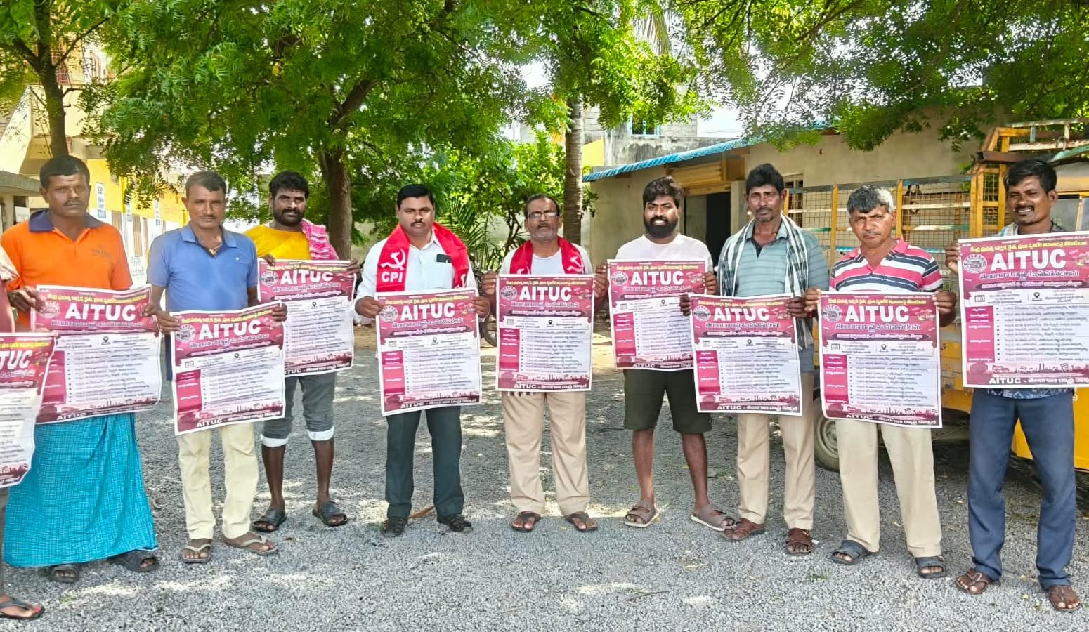 కార్మికులు, రైతుల హక్కుల కోసం పోరాటమే లక్ష్యం కార్మికులు, రైతుల హక్కుల కోసం పోరాటమే లక్ష్యం
