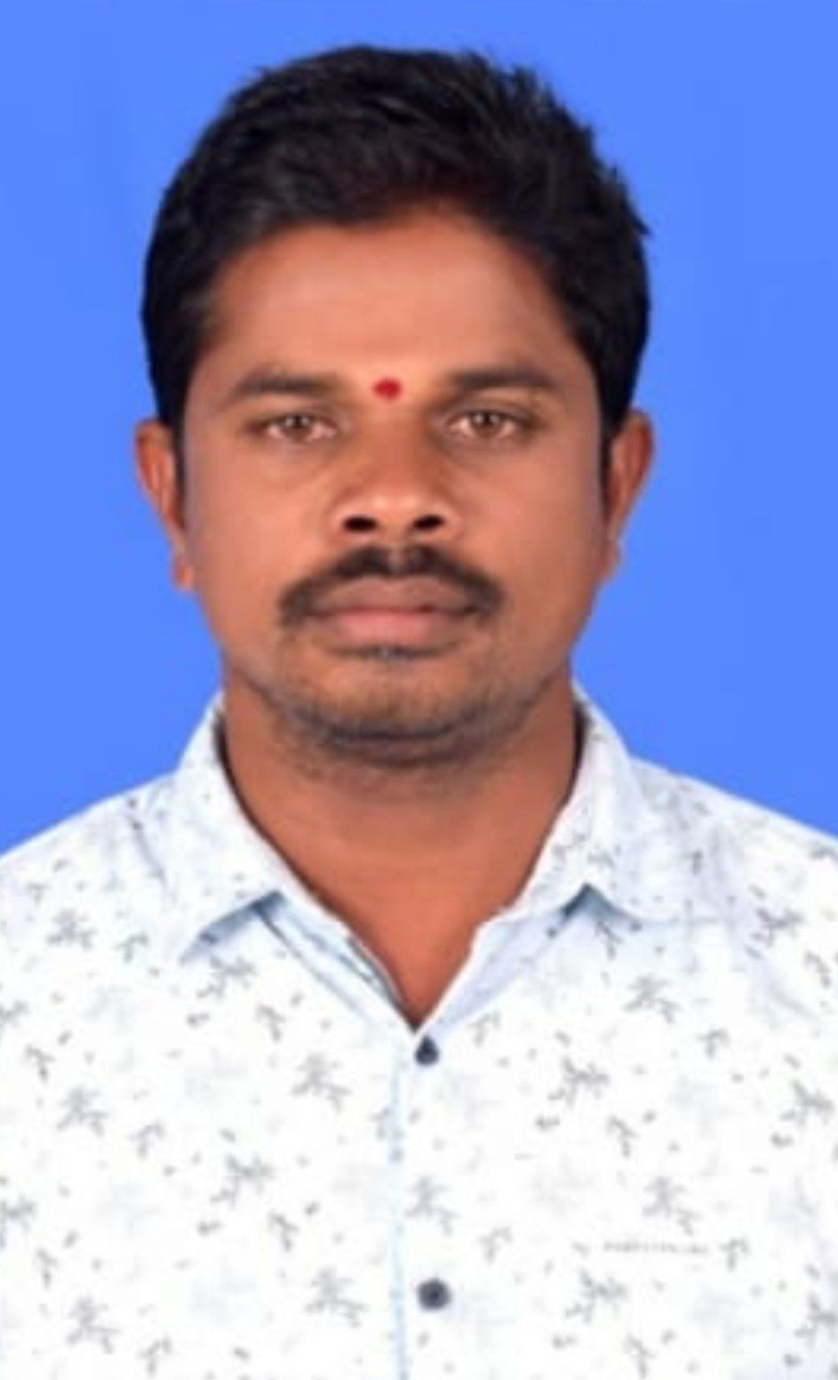 జిల్లా ఉత్తమ ఉపాధ్యాయుడిగా అవార్డు అందుకున్న గుర్రం వెంకన్న జిల్లా ఉత్తమ ఉపాధ్యాయుడిగా అవార్డు అందుకున్న గుర్రం వెంకన్న