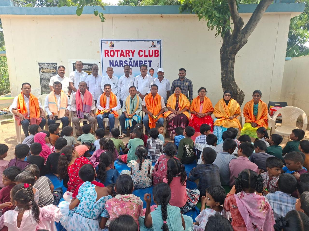 రోటరీ క్లబ్ ఆధ్వర్యంలో గురుపూజోత్సవ వేడుకలు రోటరీ క్లబ్ ఆధ్వర్యంలో గురుపూజోత్సవ వేడుకలు