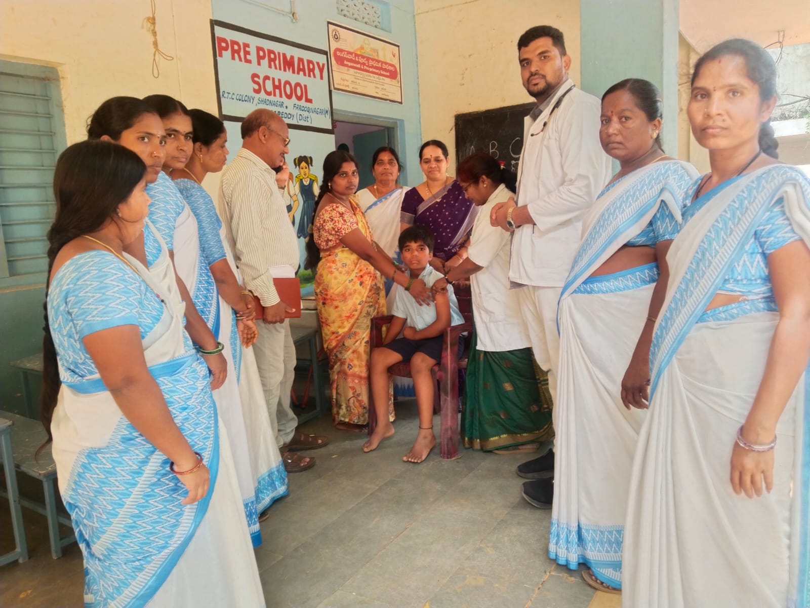 *ప్రభుత్వ పాఠశాలలో విద్యార్థులకు డిపిటి &టి డి వ్యాక్సినేషన్ పై అవగాహన కార్యక్రమం* *ప్రభుత్వ పాఠశాలలో విద్యార్థులకు డిపిటి &టి డి వ్యాక్సినేషన్ పై అవగాహన కార్యక్రమం*