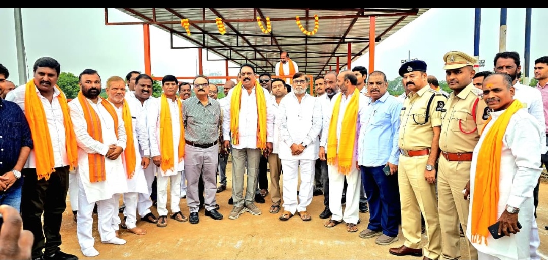 మతసామరస్యం వెళ్లి విరిసే విధంగా నవరాత్రి ఉత్సవాలు నిర్వహించుకోవాలి మతసామరస్యం వెళ్లి విరిసే విధంగా నవరాత్రి ఉత్సవాలు నిర్వహించుకోవాలి